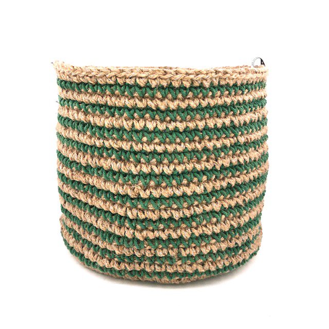 Lage jute mand met groene strepen 